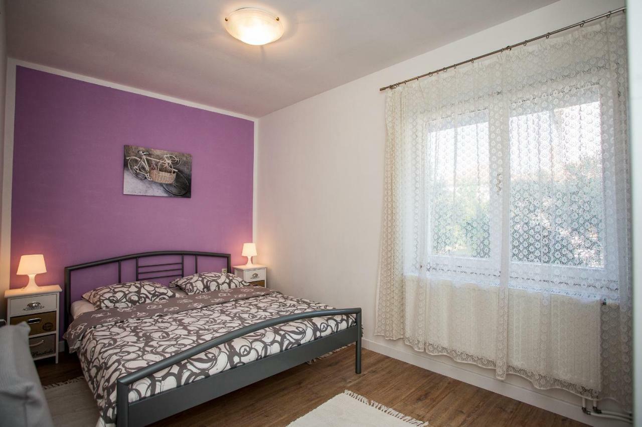 Apartment & Rooms Poppy Rose Zadar Exterior photo
